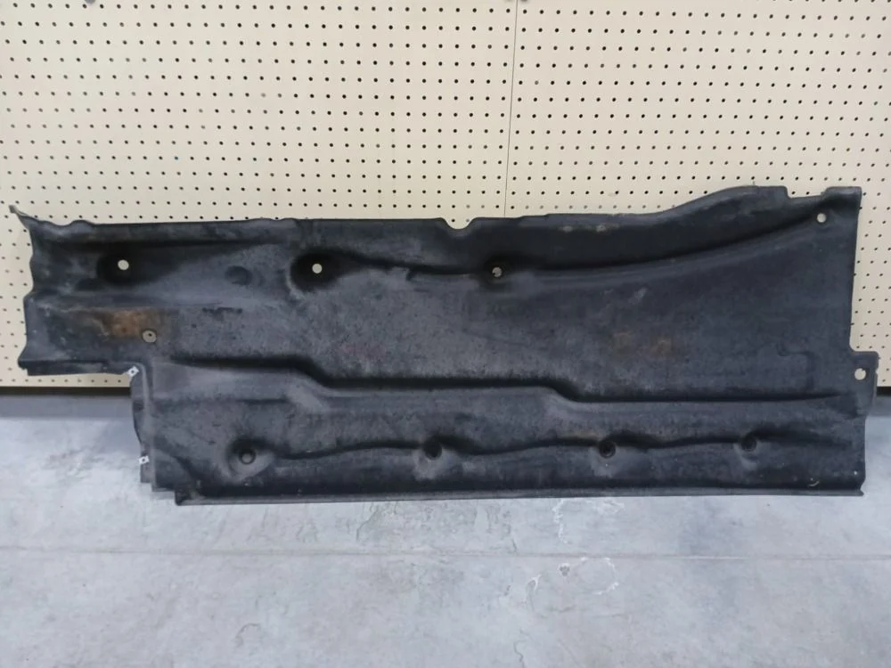 Защита днища правая VW passat CC рестайл 358 Passat CC B6 рестайлинг (2012—2017) 358