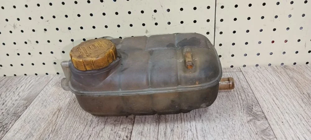 Бачок расширительный Opel Mokka I (2012—2016) Mokka I (2012—2016) J13