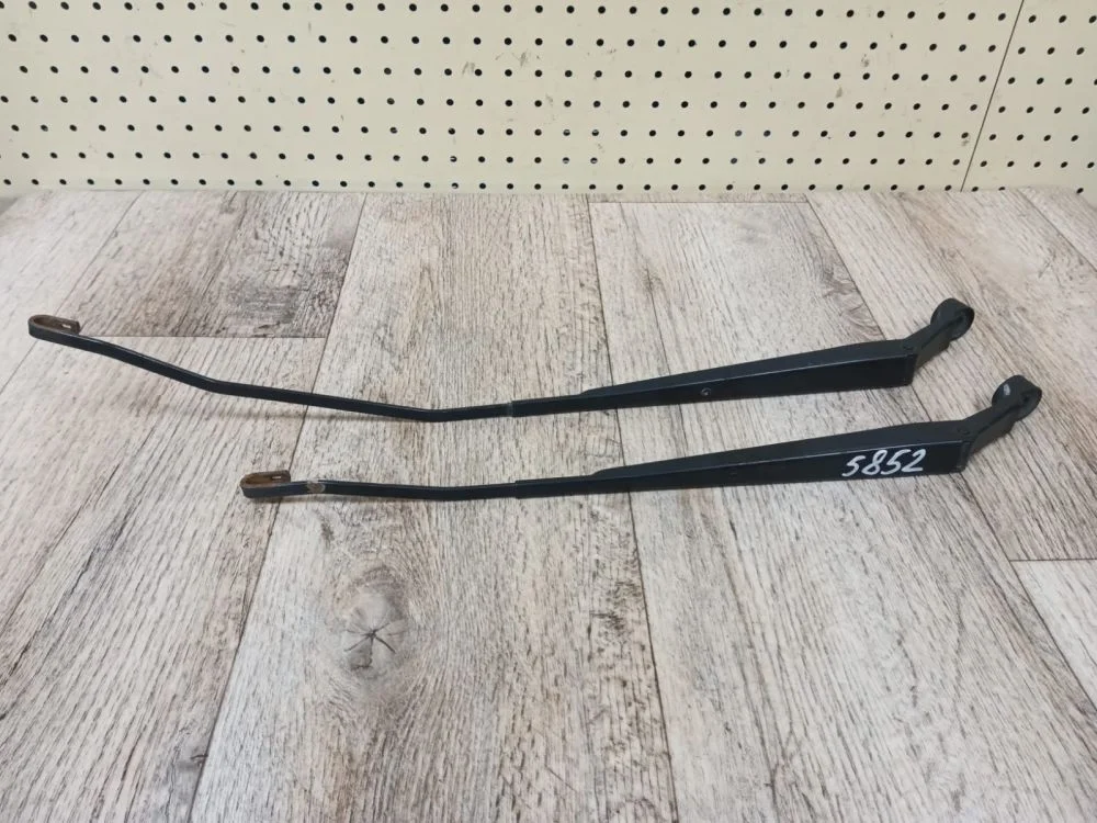 Поводок стеклоочистителя передний Daewoo Matiz I рестайлинг (2000—2015) Matiz I рестайлинг (2000—2015) KLYA