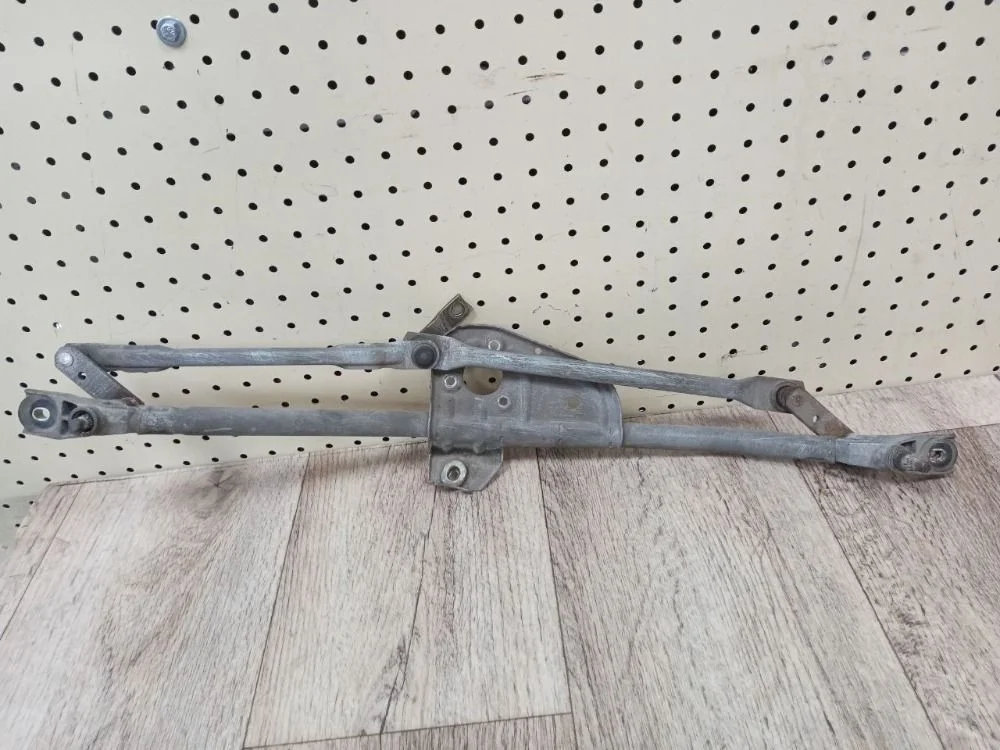 Трапеция стеклоочистителей Volkswagen Passat B5 (1996—2001) Passat B5 (1996—2001) 3B3