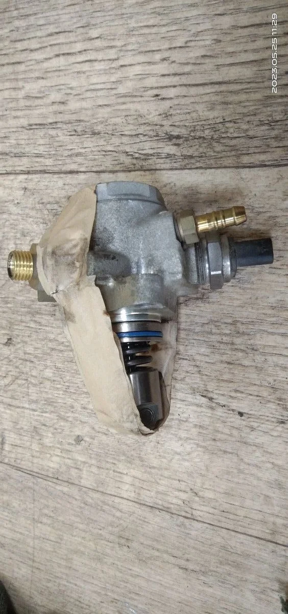 ТНВД Volkswagen Golf Mk7 (2012—2017) Golf Mk7 (2012—2017) 3G2, 3G5, CB2, CB5, 6J1, 6J5, 6J8, 5E3, 5E5, NL3, NR3, 163, 5F1, 5F5, 5F8, 3V3, 3V5, 5G1, AU1, BA5, BX5, 8V1, 8VA, 8VS, 8X1, 8XA, NJ2, NJ5, 8UB, 8V7