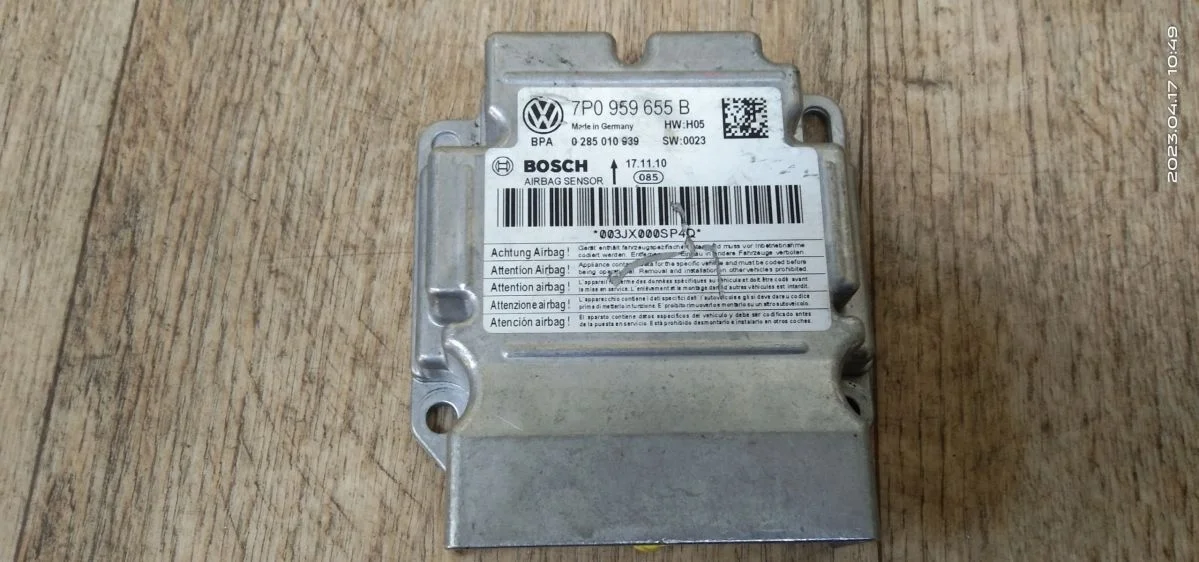 Блок управления AIR BAG Volkswagen Touareg II (2010—2014) Touareg II (2010—2014) 7P