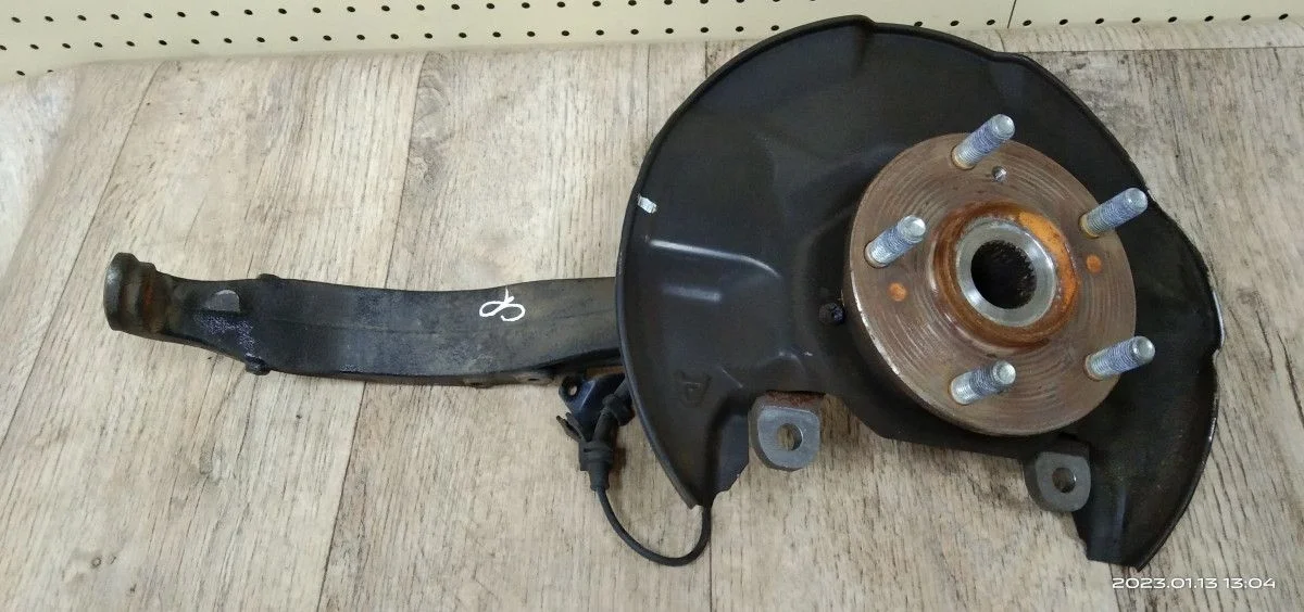 Кулак поворотный передний Honda Accord VIII (2007—2011) Accord VIII (2007—2011) CU1, CU2, CW1, CW2, CP3, DBA-CP3