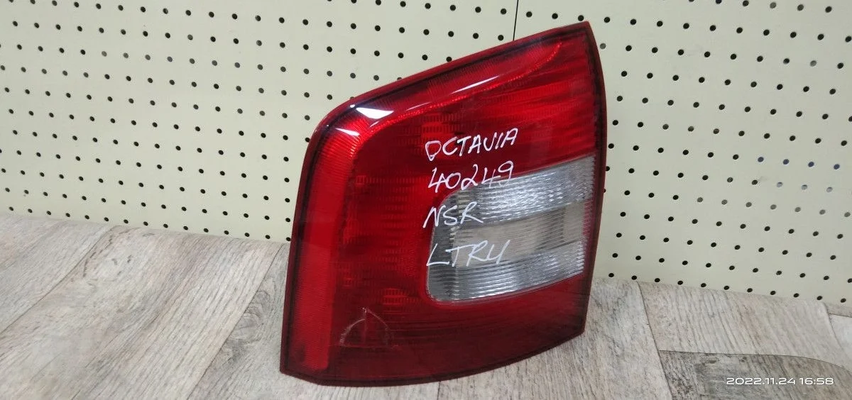 Фонарь задний Skoda Octavia универсал Octavia II рестайлинг (2008—2013) 1Z3, 1Z5, 933