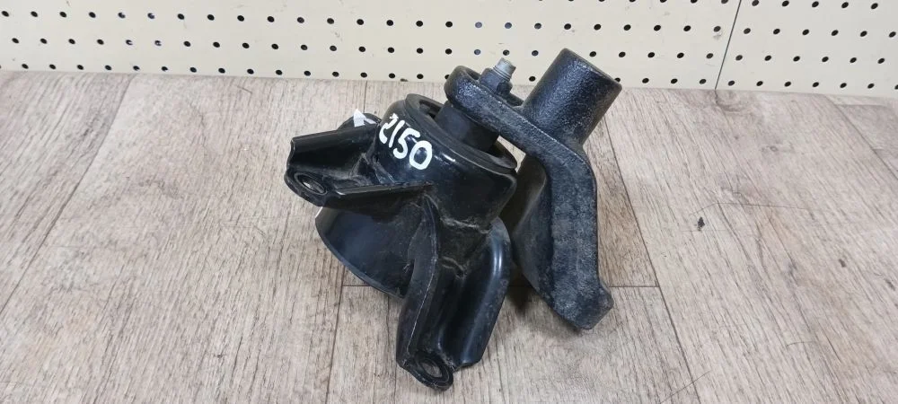 Опора двигателя Kia Rio 3 Hyundai Solaris 1 Solaris I (2010—2014)