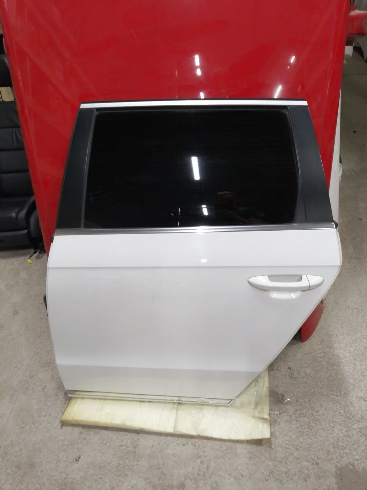 Дверь задняя левая VW Passat b7 универсал Passat B7 (2010—2015) 362, 365