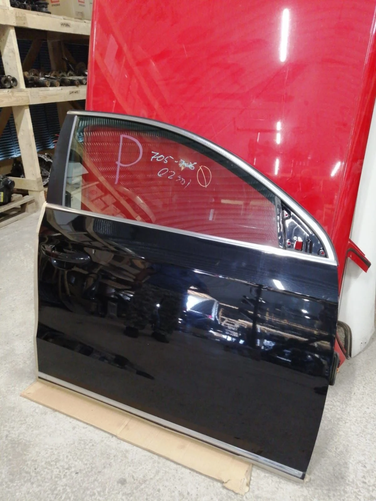 Дверь передняя Volkswagen Passat B7 (2010—2015) Passat B7 (2010—2015) 362, 365