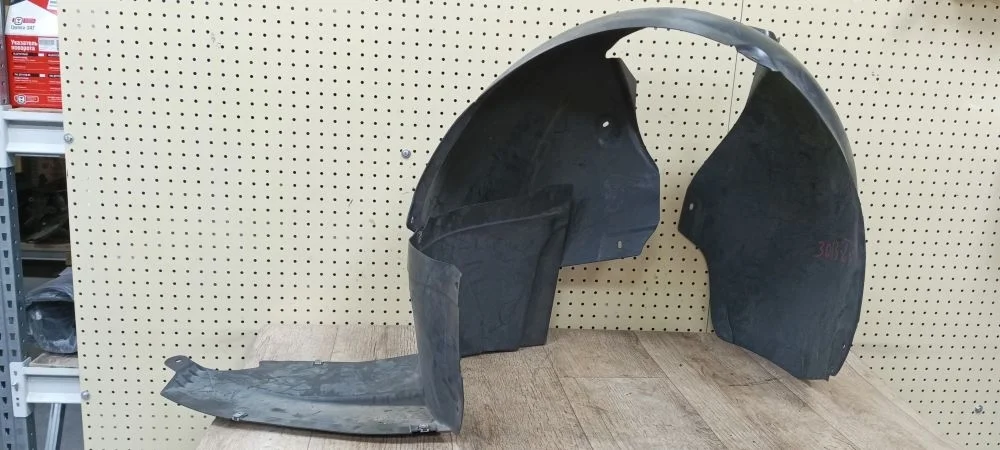 Подкрылок передний левый Volkswagen Passat b7 365 Passat B7 (2010—2015) 362, 365