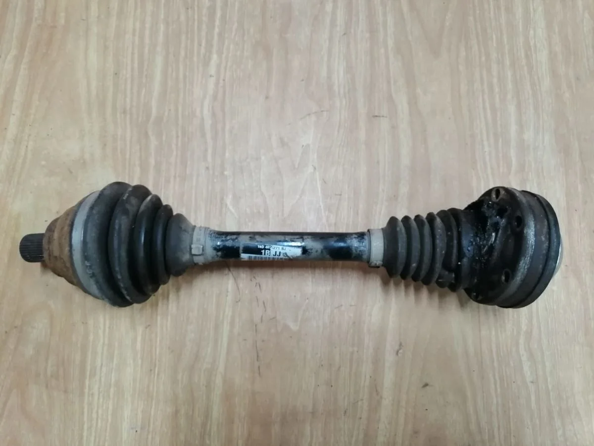 Привод передний левый Skoda Octavia II рестайлинг (2008—2013) Octavia II рестайлинг (2008—2013) 3C2, 3C5, 2KA, 2KB, 2KH, 2KJ, 5P2, 357, 1F7, 5P1, 1T1, 1T2, 521, 5M1, 1K1, 1K5, 5K1, 8P1, 8PA, 8P7, 8PAXW, 8PAXX