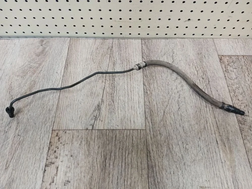 Трубка цилиндра сцепления Volkswagen Polo V (2009—2015) Polo V (2009—2015) KG3, 6J1, 6J5, 6J8, NH1, NH3, 542, 545, 572, 601, 602, 603, 604, 612, 614, 6R1, 5J7