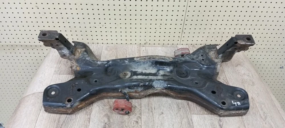 Подрамник передний Поло, Фабиа, Румстер Polo V (2009—2015) 612,  602,  6C1, V, 5