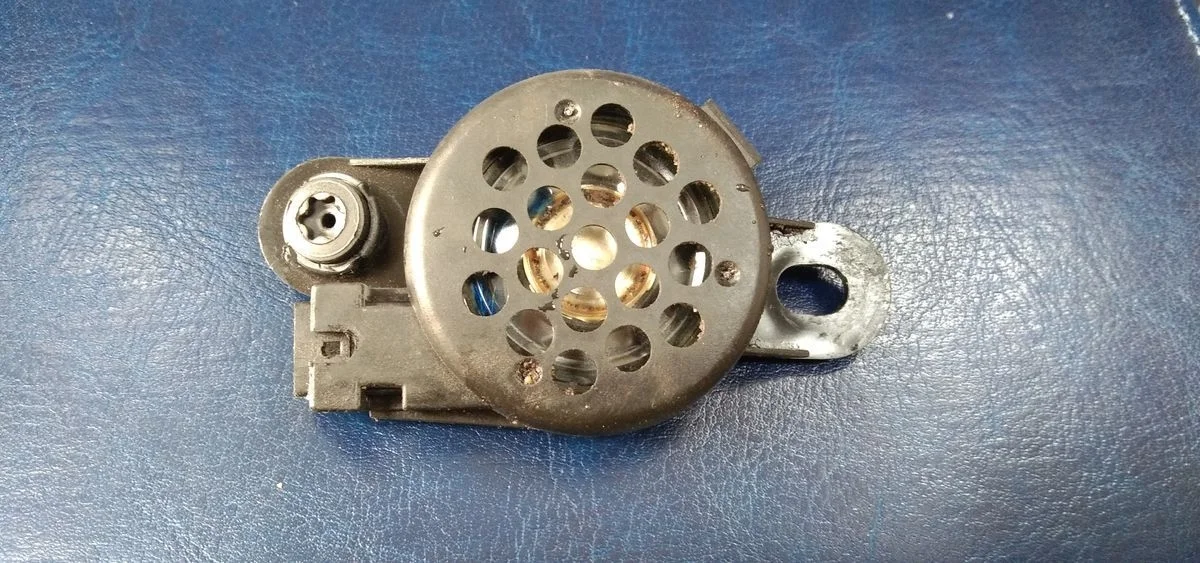 Динамик парктроника vag 8e0919279 Q5 I (2008—2012) 8R