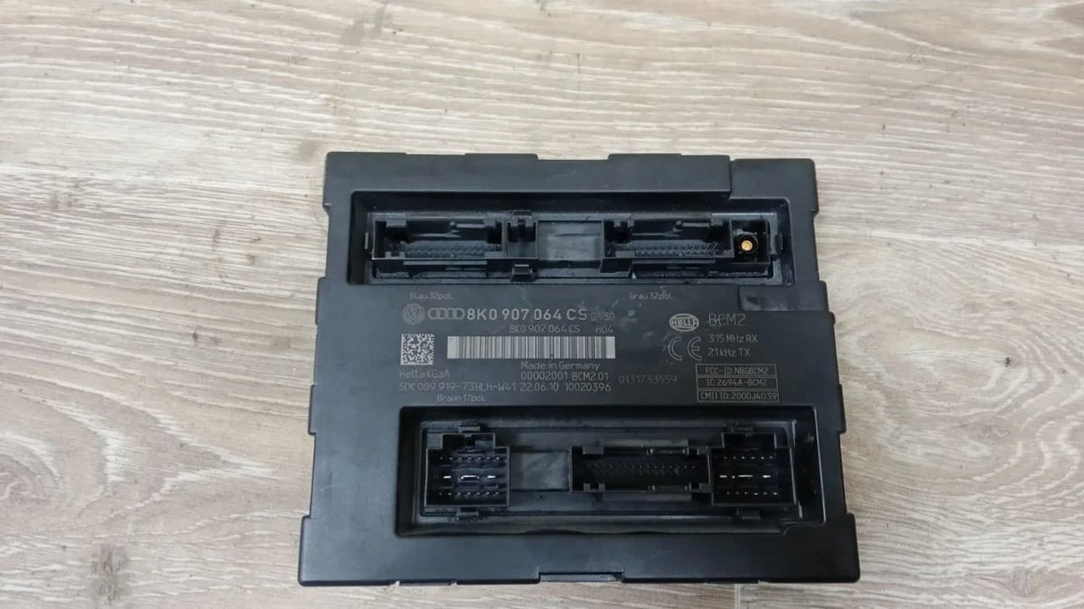 Блок комфорта Audi Q5 I (2008—2012) Q5 I (2008—2012) 8R