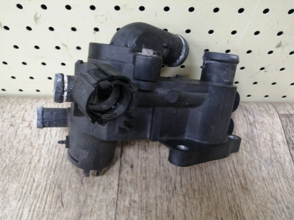 Термостат Skoda Fabia II (2007—2010) Fabia II (2007—2010) 6J1, 6J5, 6J8, 6L1, 6L2, 6L5, 9N3, 5J7, 542, 545, 572