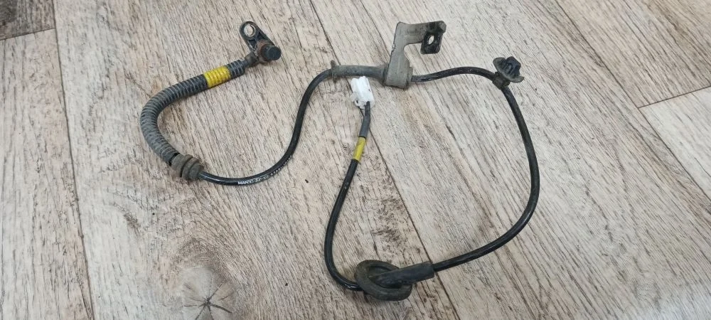 Датчик ABS задний Hyundai Solaris I (2010—2014) Solaris I (2010—2014)