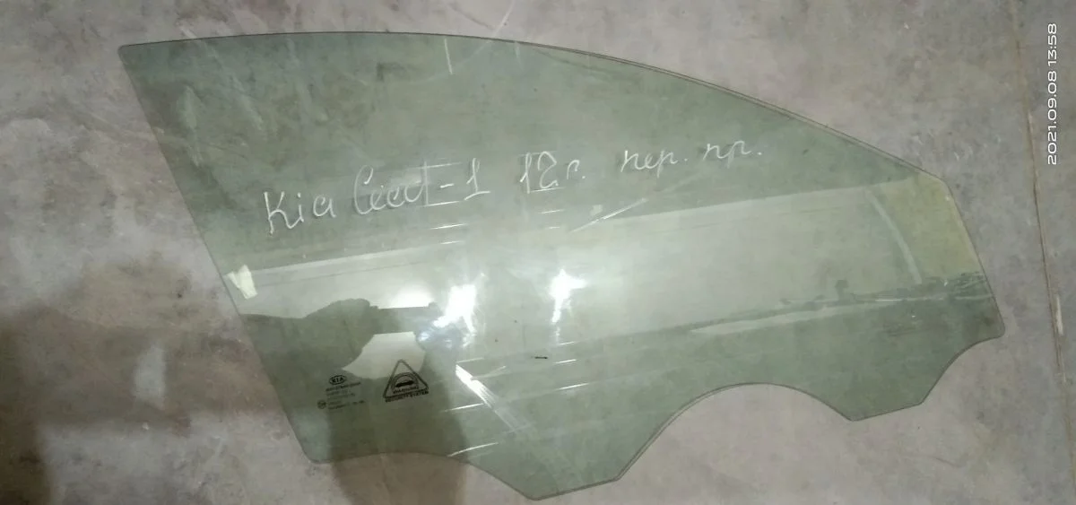 Стекло двери передней Kia Ceed ED (2006—2010) Ceed ED (2006—2010)