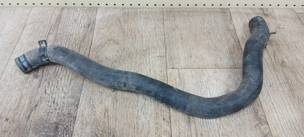 Патрубок системы охлаждения kia ceed 1,6 Ceed ED (2006—2010)