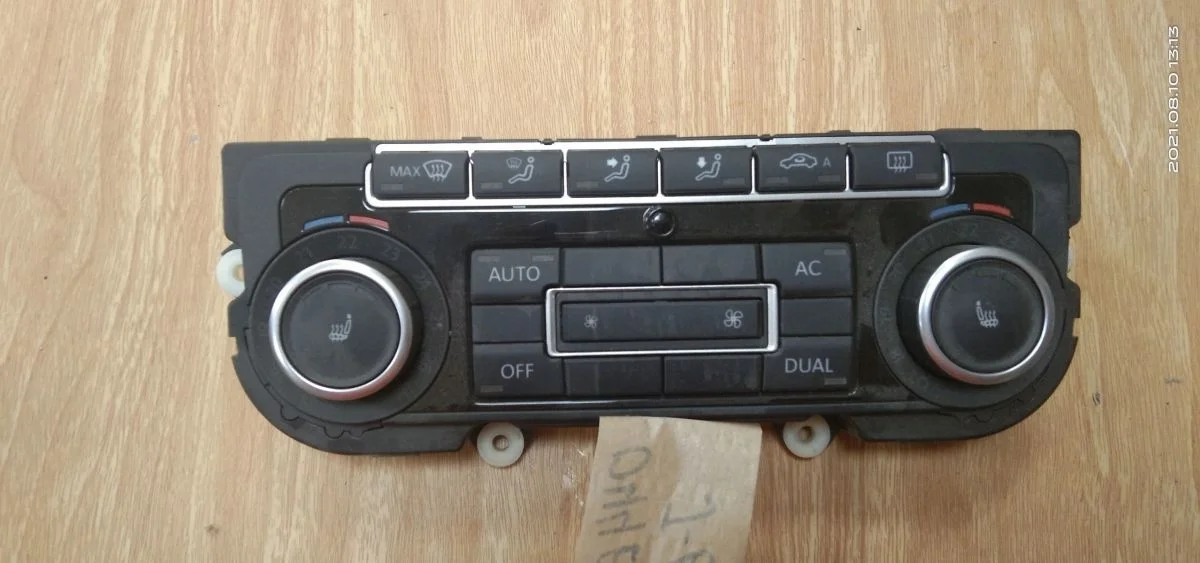 Блок управления отопителем Volkswagen Jetta VI (2010—2015) Jetta VI (2010—2015) 2CA, 2CB, 2CH, 2CJ, 362, 365, 1F8, 357, 162, 1T3, 517, 5K1, AJ5, 521, 137, 5N1