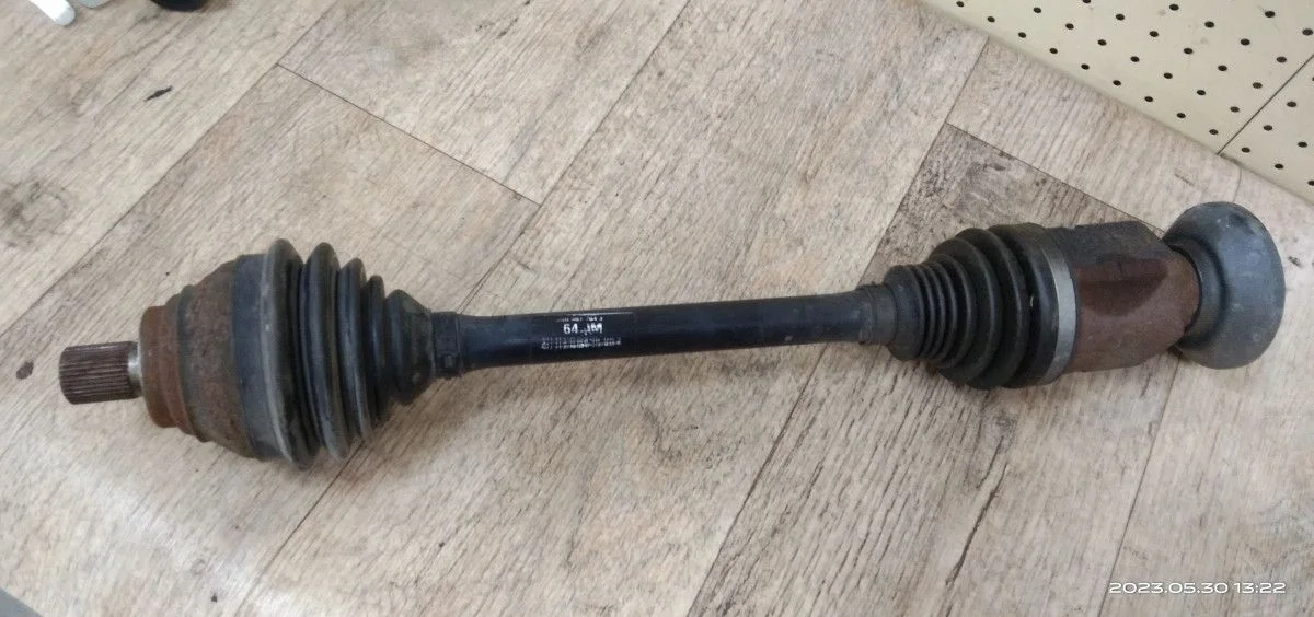 Привод передний правый Volkswagen Tiguan 5N1 CAW Tiguan I рестайлинг (2011—2019) 5N1, 5N2, 8UB, 8UG