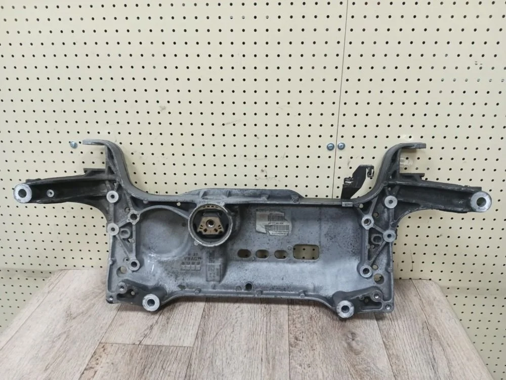 Подрамник передний VW Tiguan Passat B6 (2005—2010) 3C2