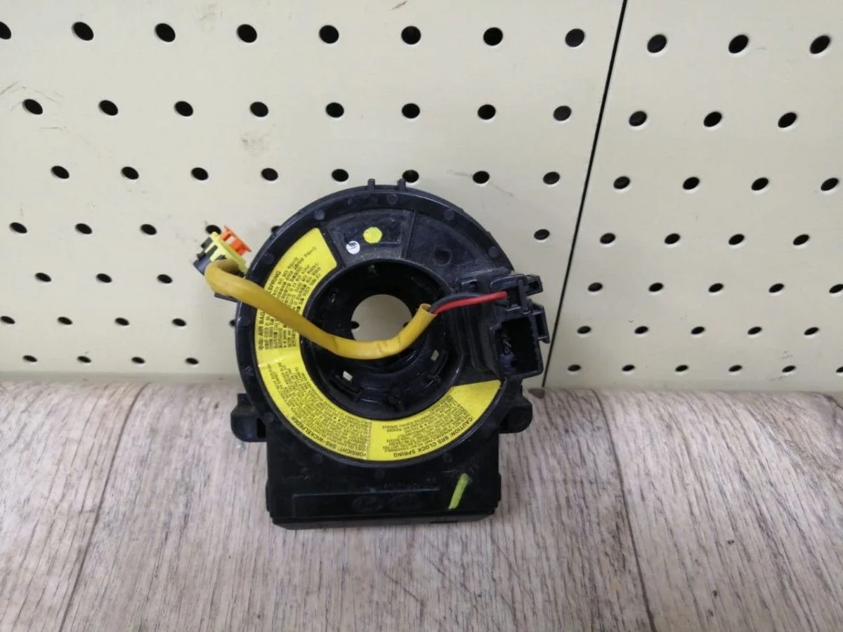 Шлейф подрулевой Hyundai Solaris / Kia Rio 3 Rio III (2011—2015)