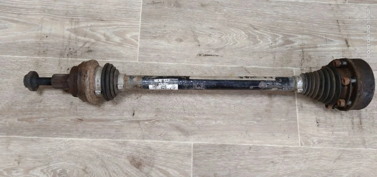 1K0501204F 1K0501203F Полуось VW Tiguan/Q-3/CC Tiguan I рестайлинг (2011—2019) 362, 365, 3C2, 3C5, 357, 358, 5P1, 5P5, 1K1, 5K1, AJ5, 8XF, 8XK, 5N1, 5N2