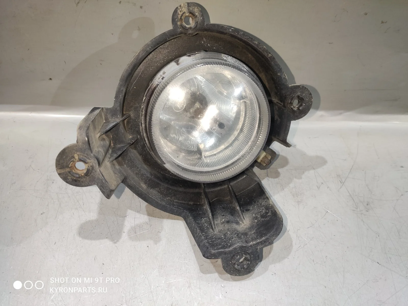 Фара противотуманная птф SsangYong Rexton 2009 Y250