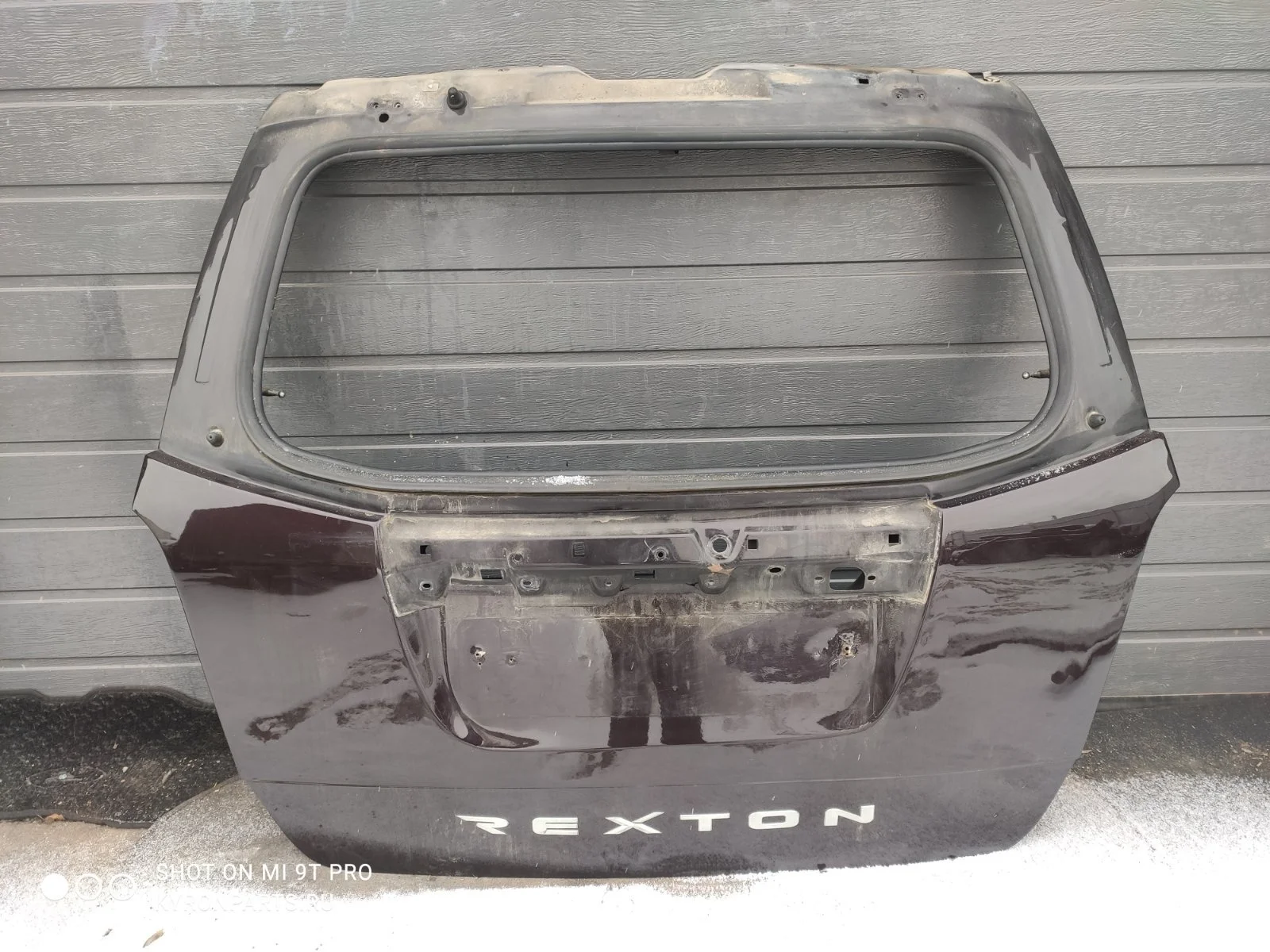 Крышка (задняя дверь) багажника SsangYong Rexton 2009 Y250