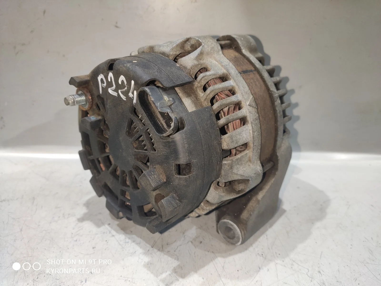 Генератор SsangYong Rexton 2009 Y250