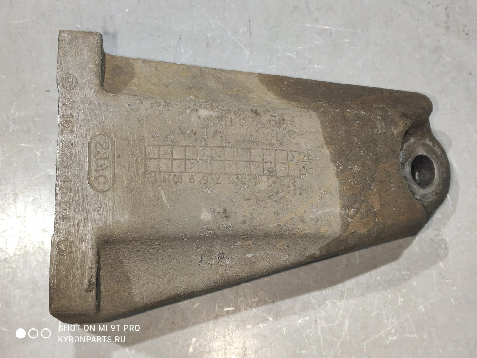 Кронштейн крепления двигателя SsangYong Kyron 2012 D130