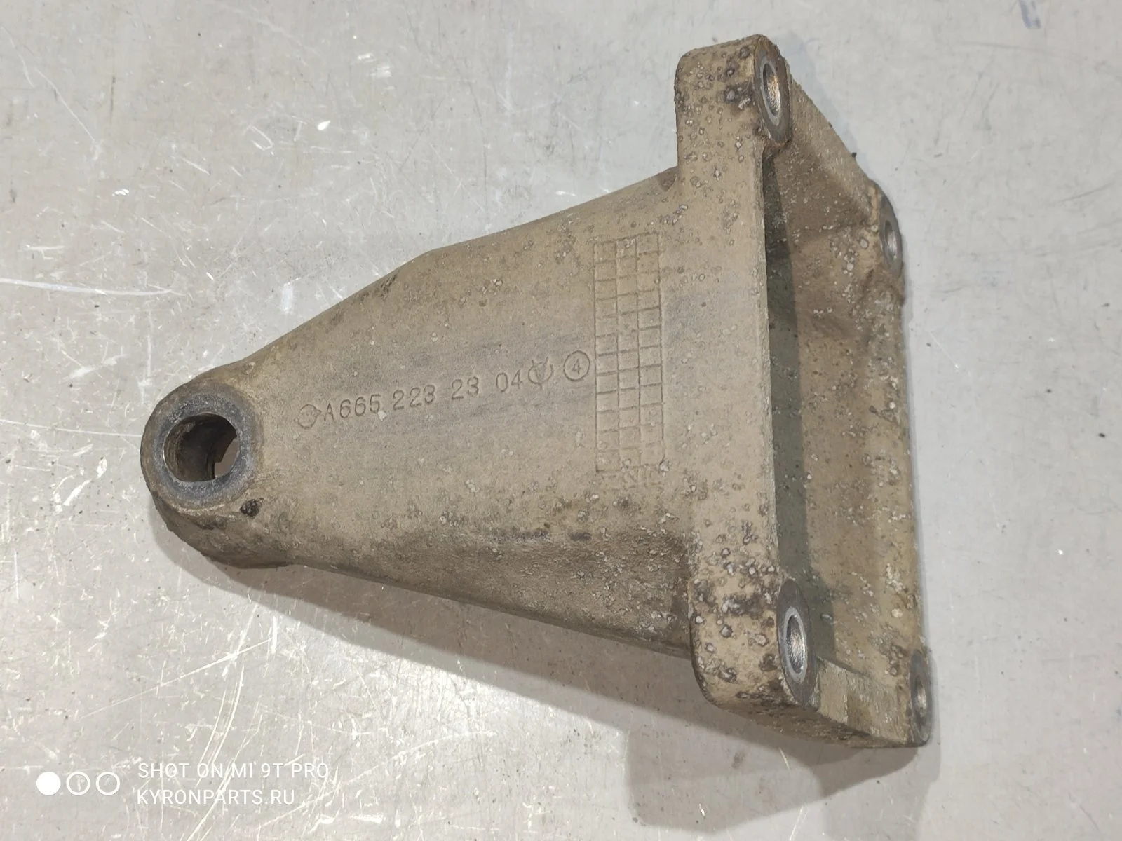 Кронштейн крепления двигателя SsangYong Kyron 2012 D130