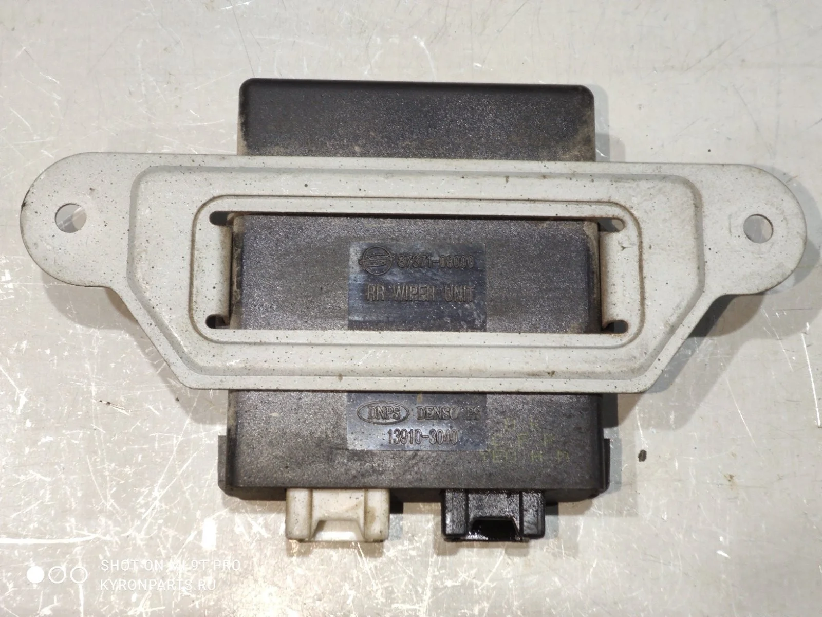 Блок управления стеклоочистителем SsangYong Rexton 2009 Y250