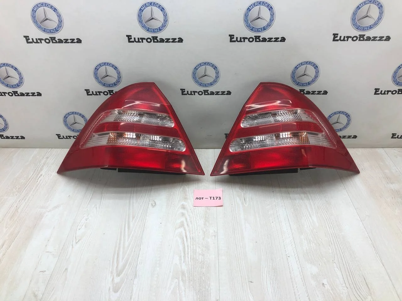 Фонари задние дорестайлинг Mercedes W203