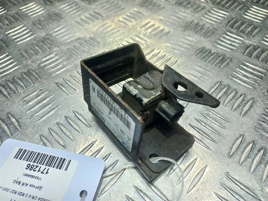 Датчик удара (AIR BAG) HONDA CR-V II (2001—2004)