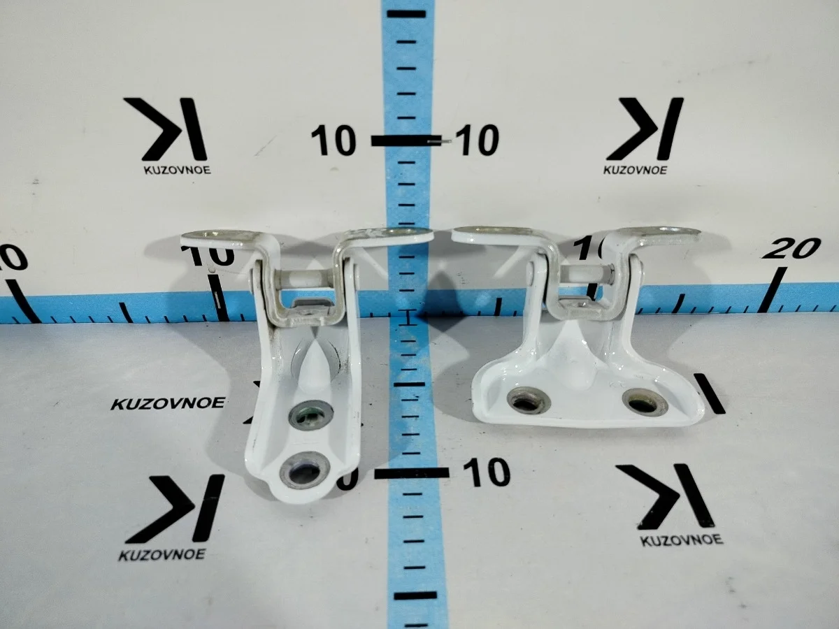 Петля двери Kia Seltos 2021 SP2