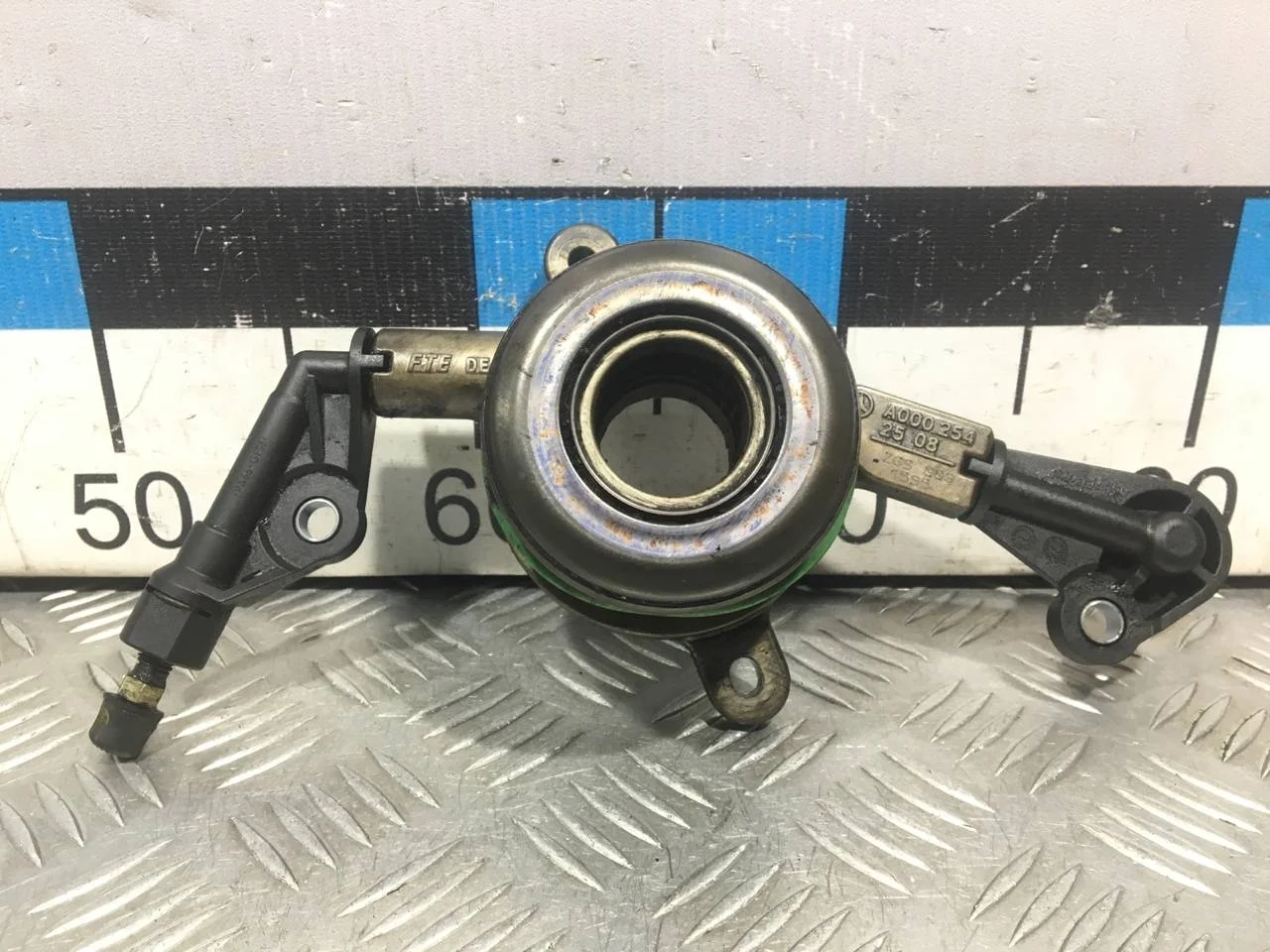 [Б/У] Подшипник выжимной MB [Код: 00582804 ]