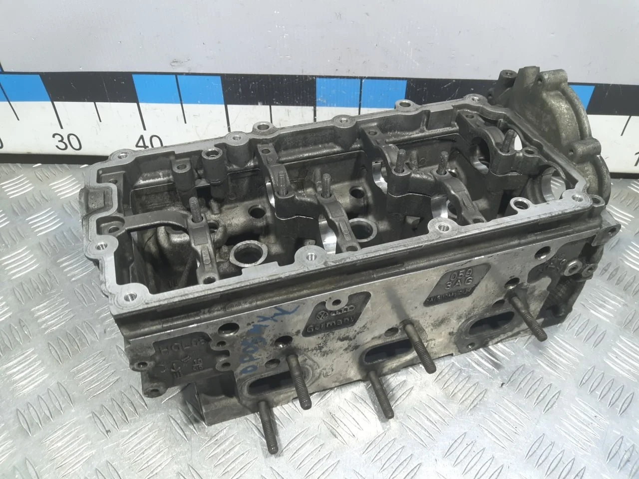 [Б/У] Головка блока 3.0 V6 TDI BKS 4-6 цилиндр [Код: 00581648 ]