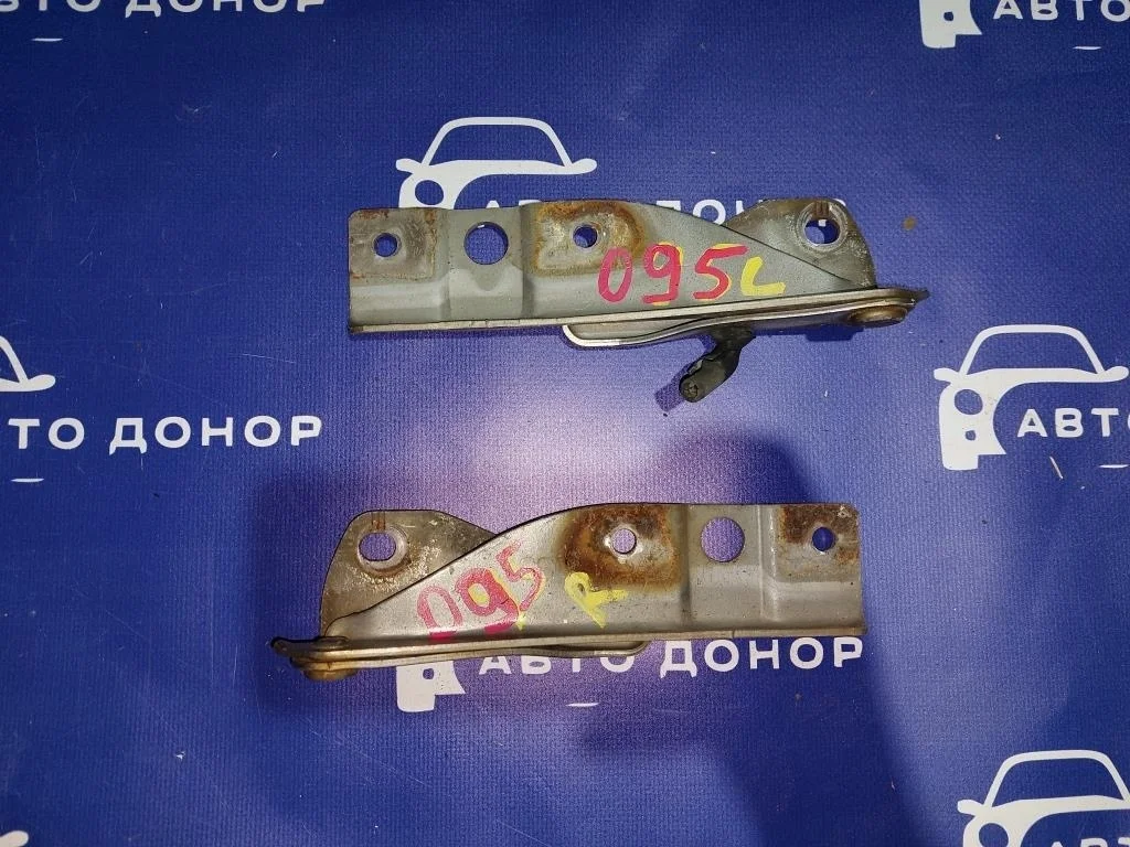 крепление капота HONDA ACCORD CF4 F20B