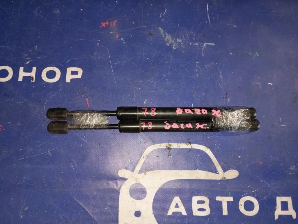 амортизатор капота AUDI A6 4F2 AUK