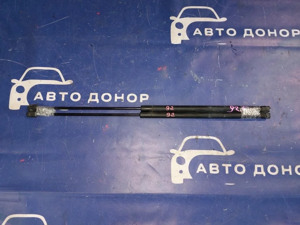 амортизатор капота MERCEDES-BENZ E-Class W211 M211E32