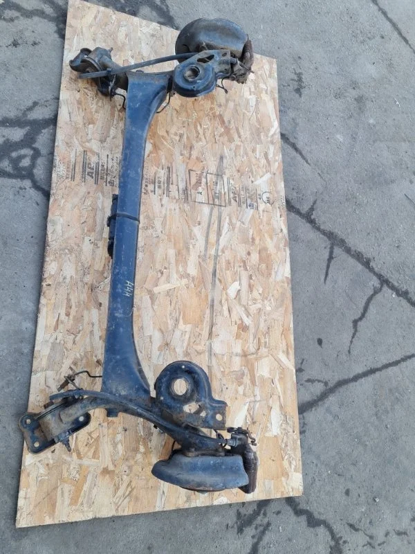 Балка подвески сборе Peugeot 308 2011 4C