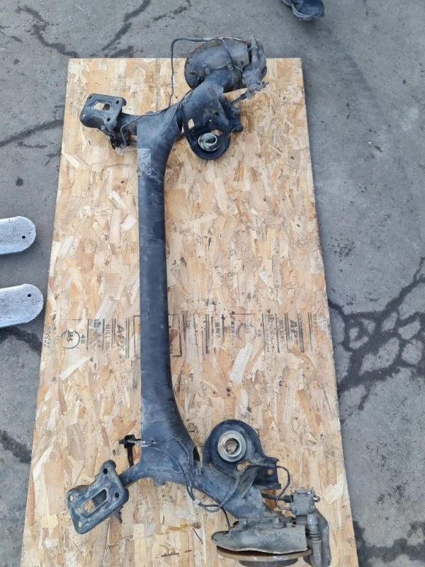 Балка подвески сборе Peugeot 307 2004 3H