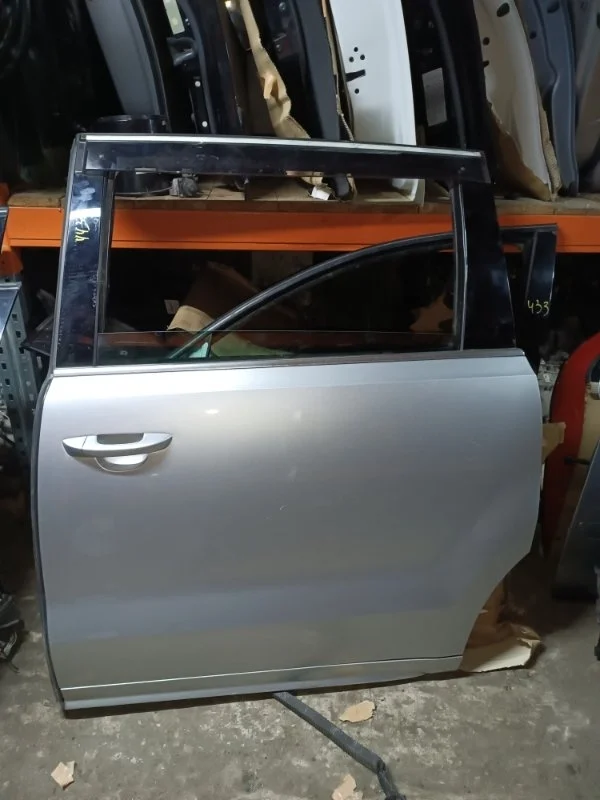Дверь Volkswagen Sharan 2012 7N1