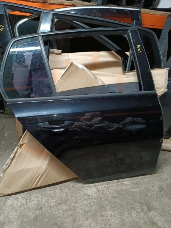 Дверь Volkswagen Golf 2009 5K1