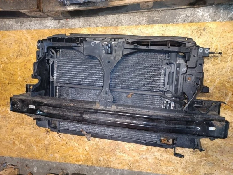 Панель передняя в сборе Volkswagen Tiguan 2009 5N1