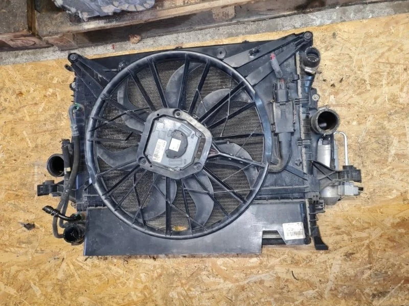 Вентилятор охлаждения сборе диффузором Volvo xc90 2006