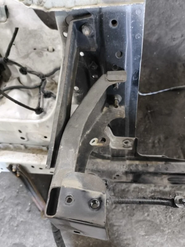 Кронштейн Mitsubishi L200 (2015-2022) 2016 6400F774 ПИКАП 2.4 D 4N15