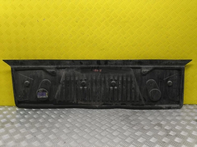 Обшивка крышки багажника Mitsubishi L200 (2006-2015) 2007 6721A009 ПИКАП 2.5 D 4D56
