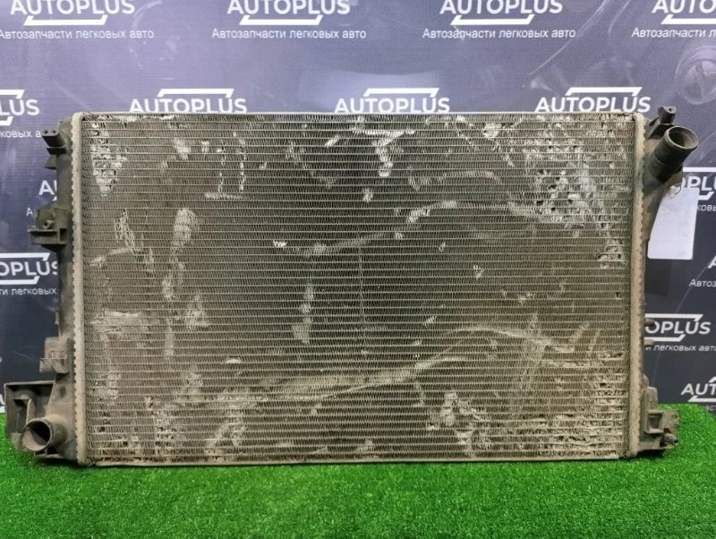 Радиатор основной Saab 9-3. 870798B B2007L