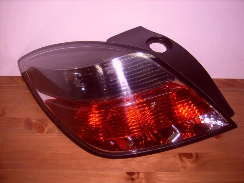 Фонарь Купе задний левый новый Опель Астра Н GTC
